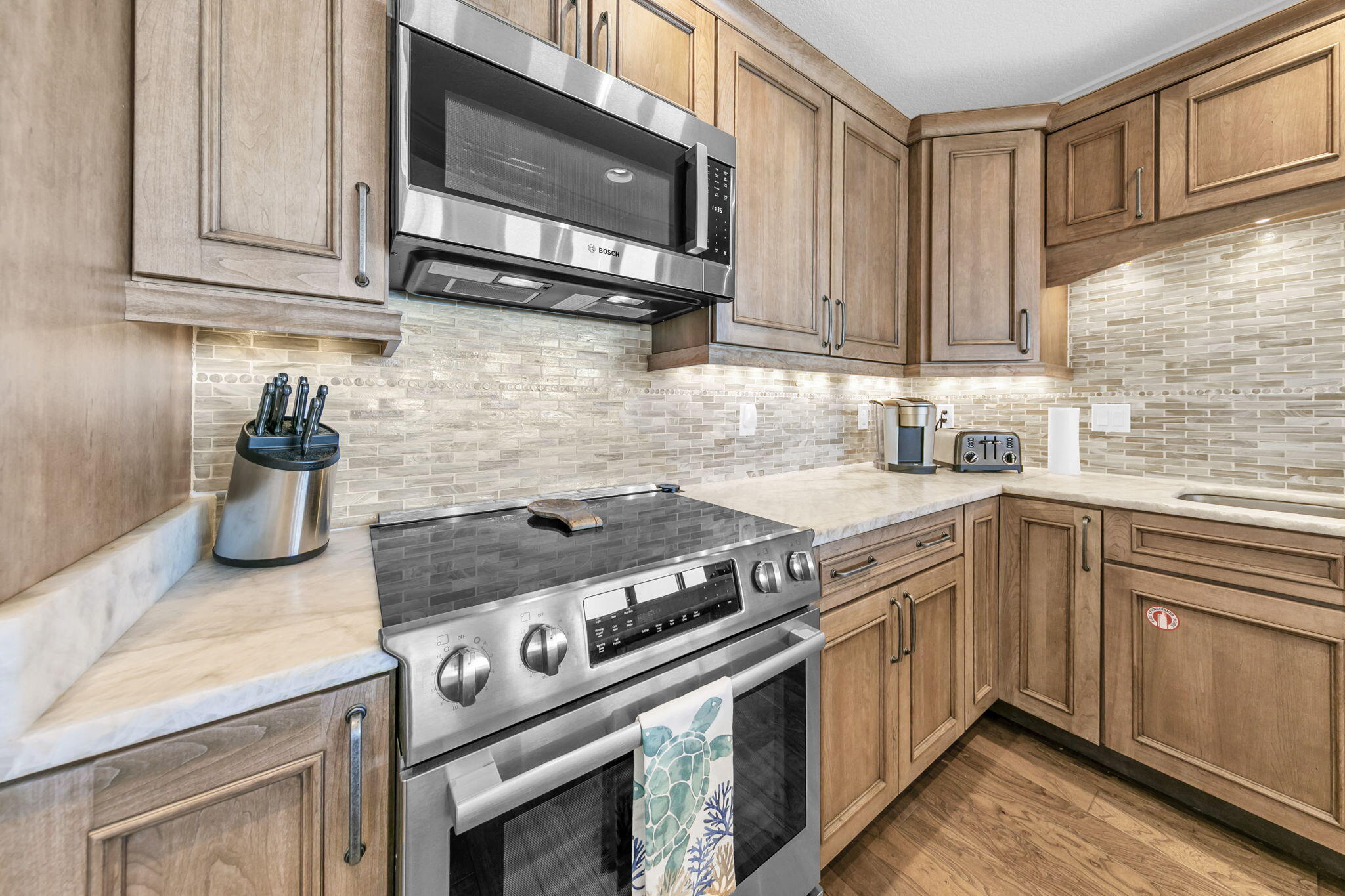 EMERALD GRANDE - Residential