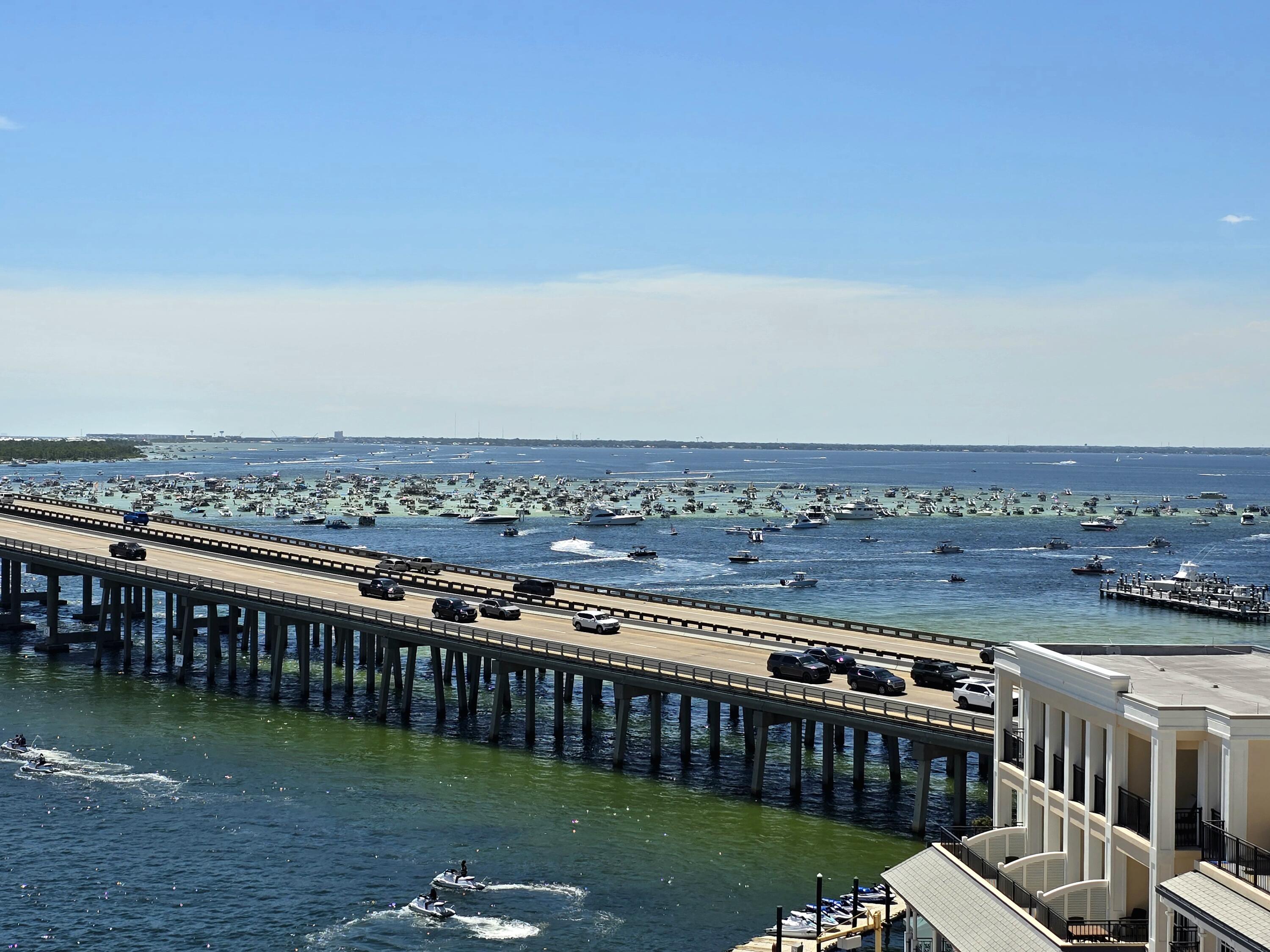 EMERALD GRANDE - Residential