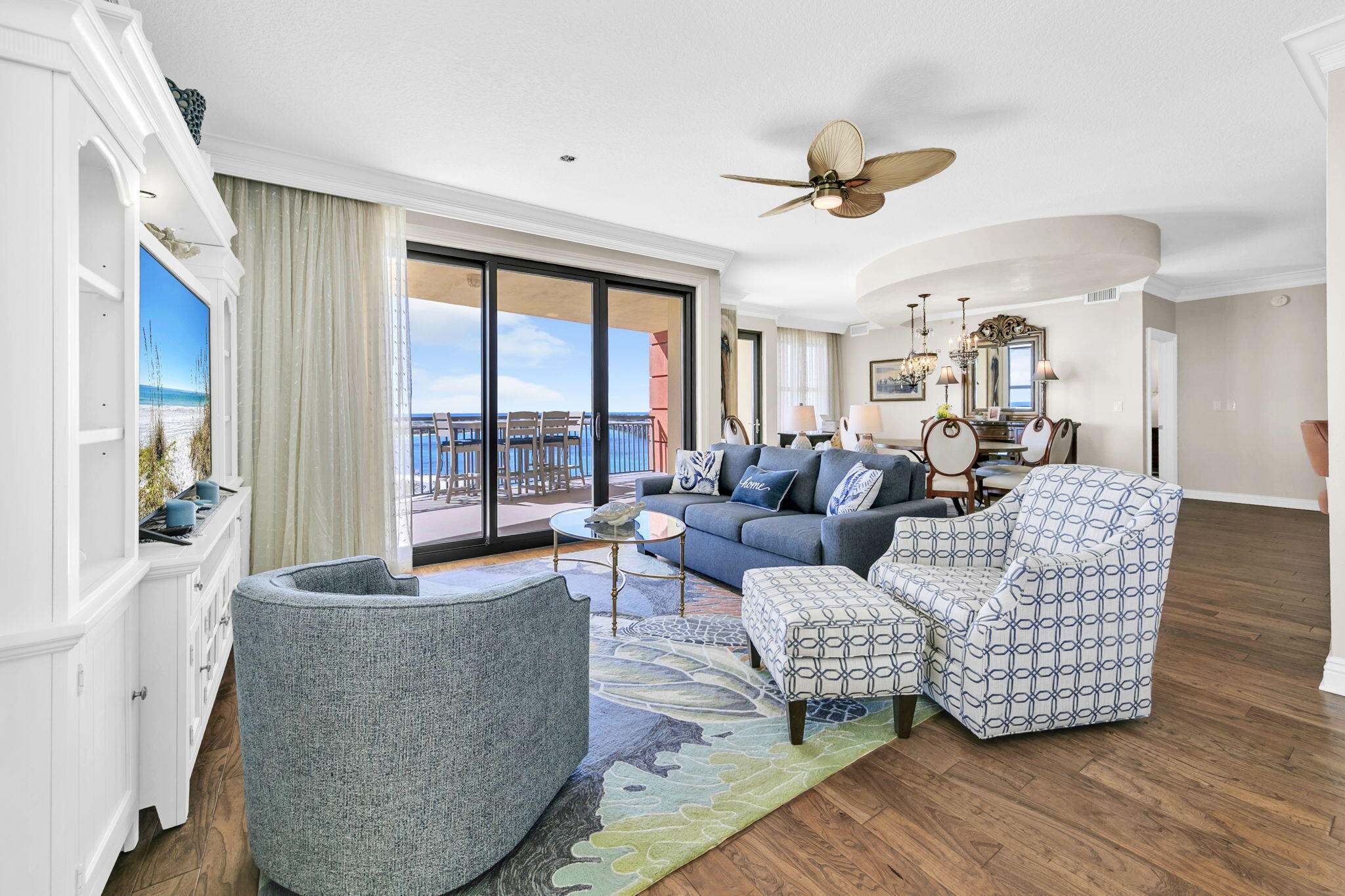 EMERALD GRANDE - Residential