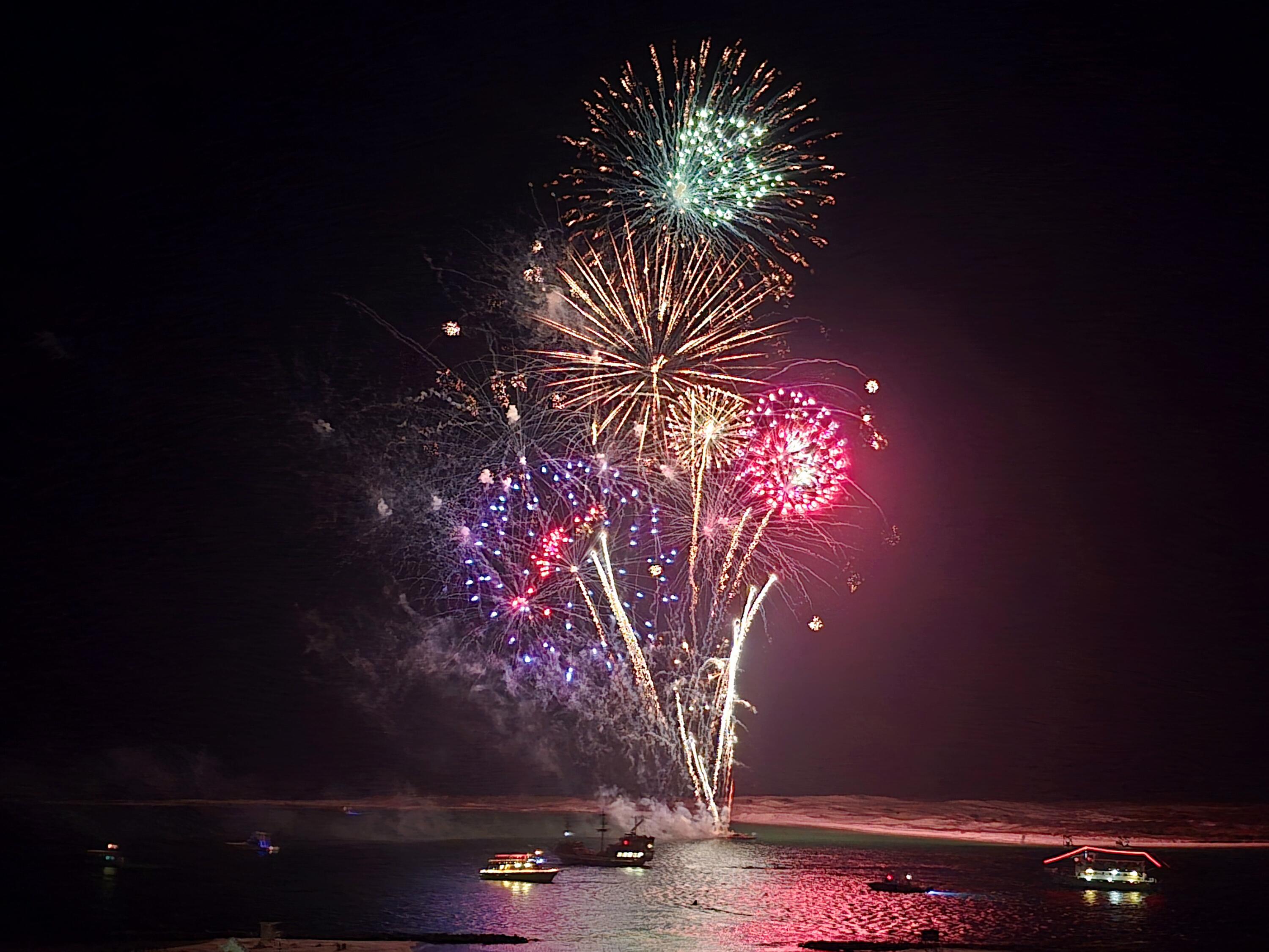 EMERALD GRANDE - Residential