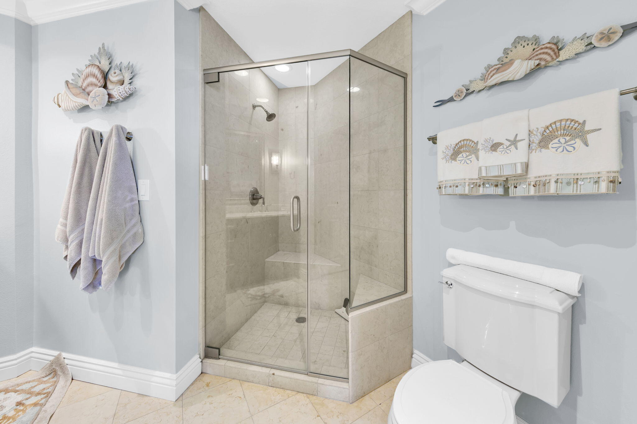 EMERALD GRANDE - Residential