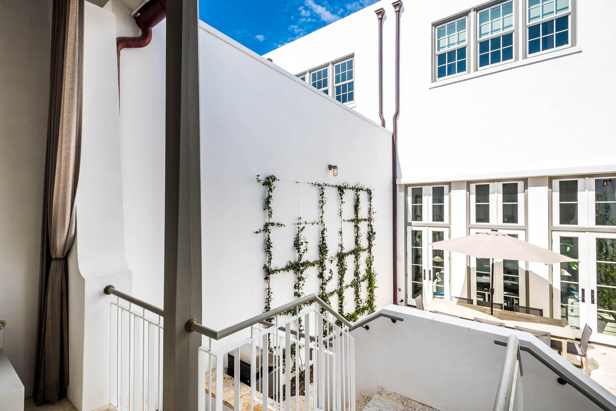 ALYS BEACH - Residential