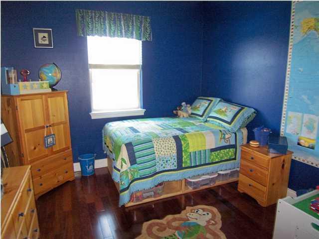 EMERALD LAKES PH 3 - Residential Lease