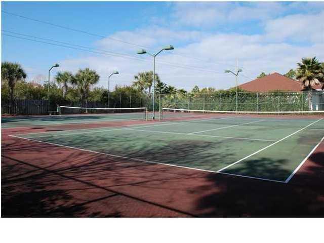 EMERALD LAKES PH 3 - Residential Lease