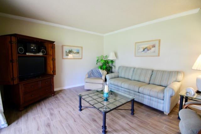 SEASCAPE CONDO GARDEN VILLA - Residential