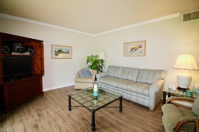 SEASCAPE CONDO GARDEN VILLA - Residential