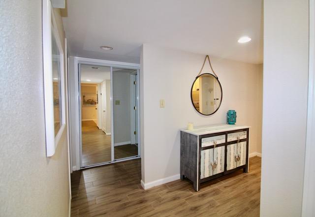 SEASCAPE CONDO GARDEN VILLA - Residential