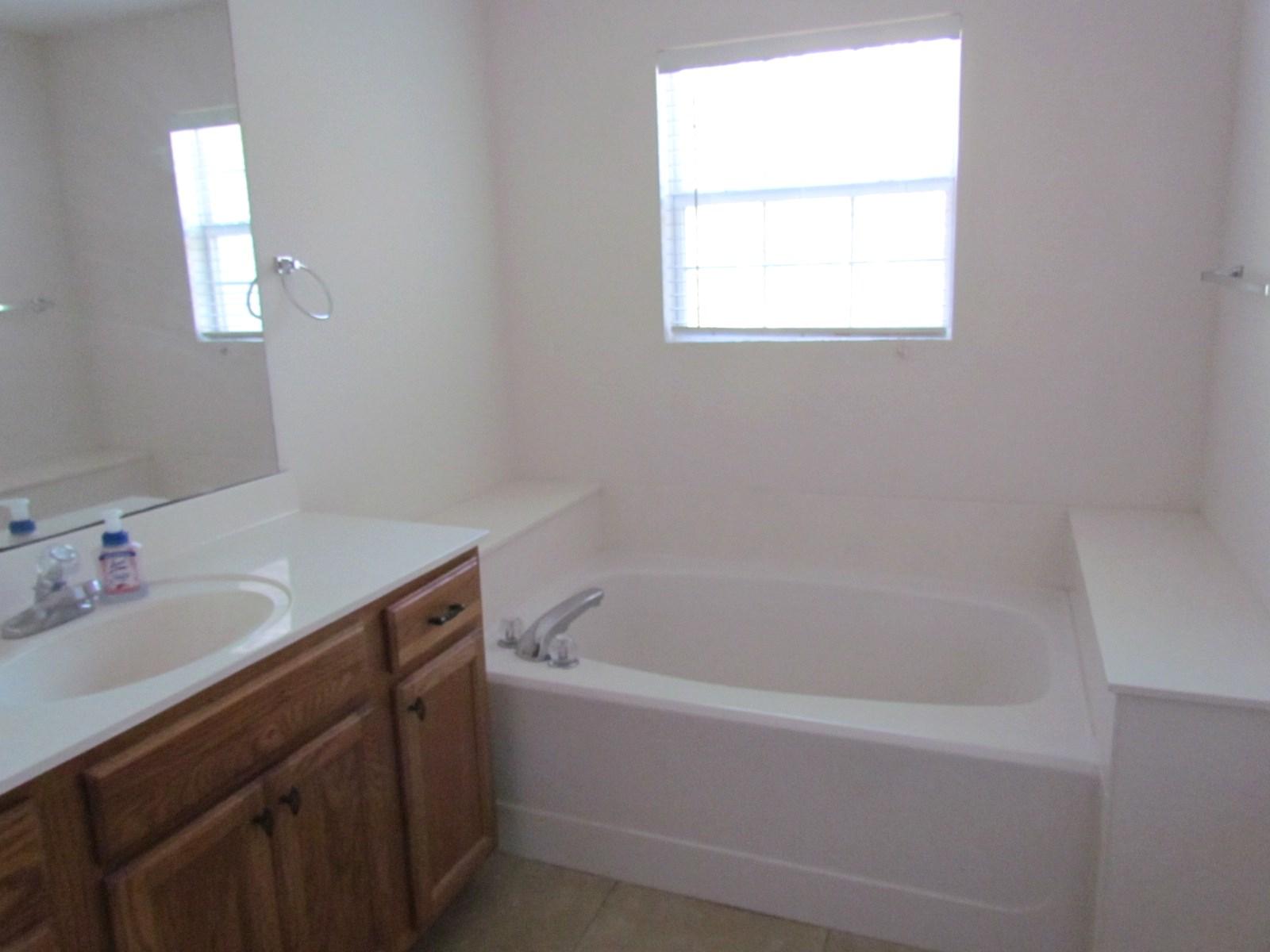 ENDICOTT VILLAGE - Residential Lease