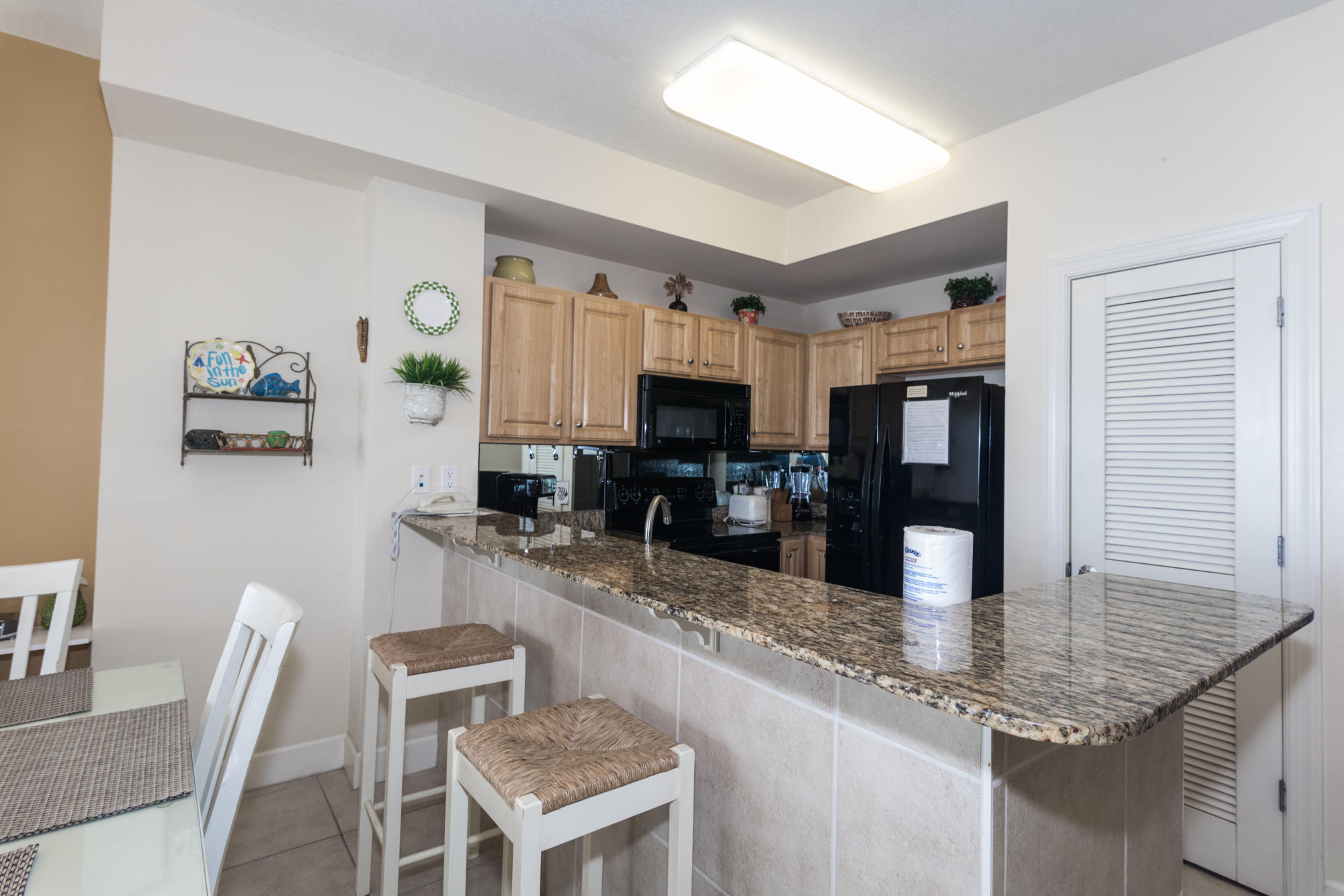 SUNRISE BEACH - Residential