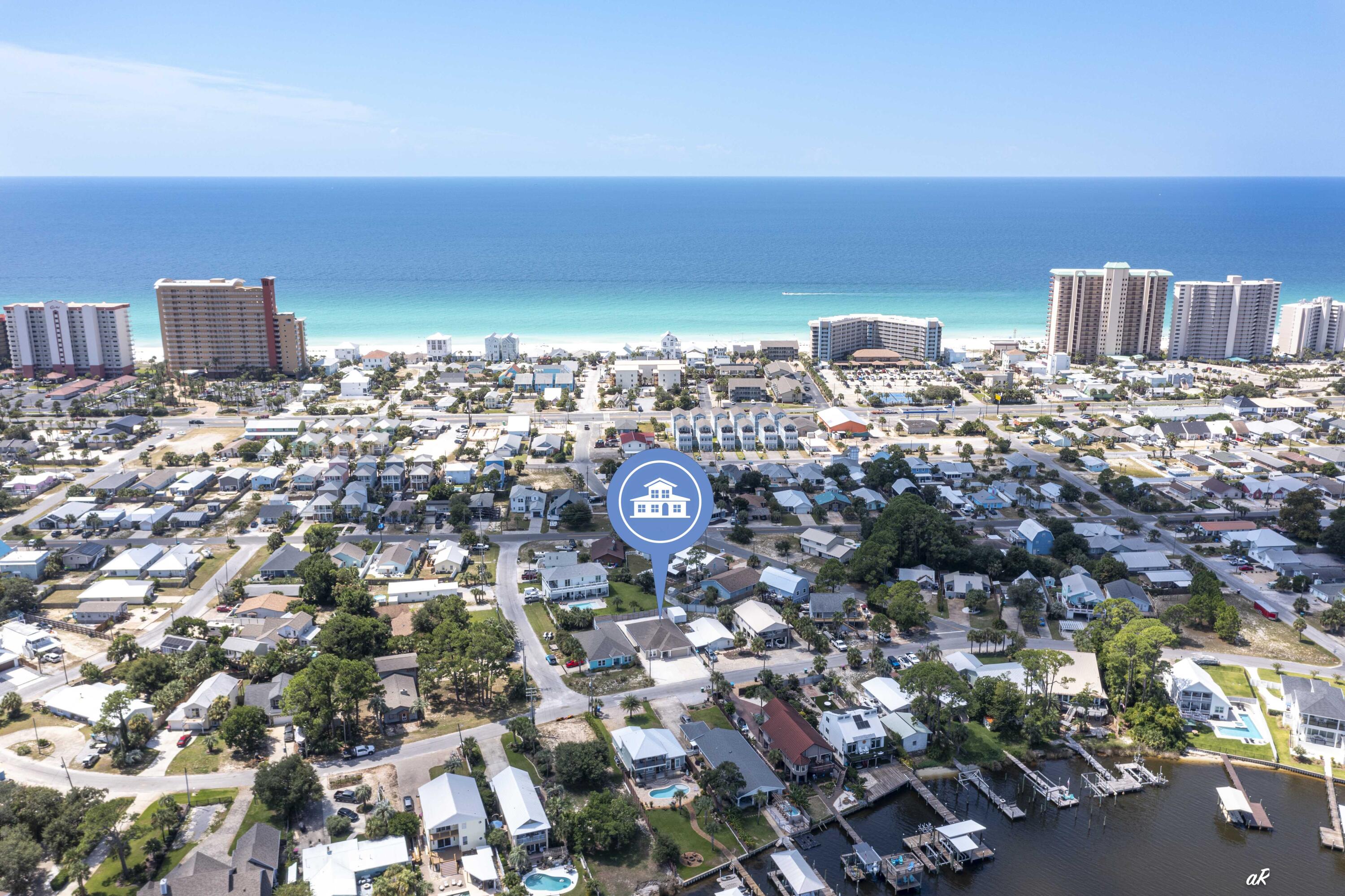 HOLIDAY BEACH UNIT 06 - Residential