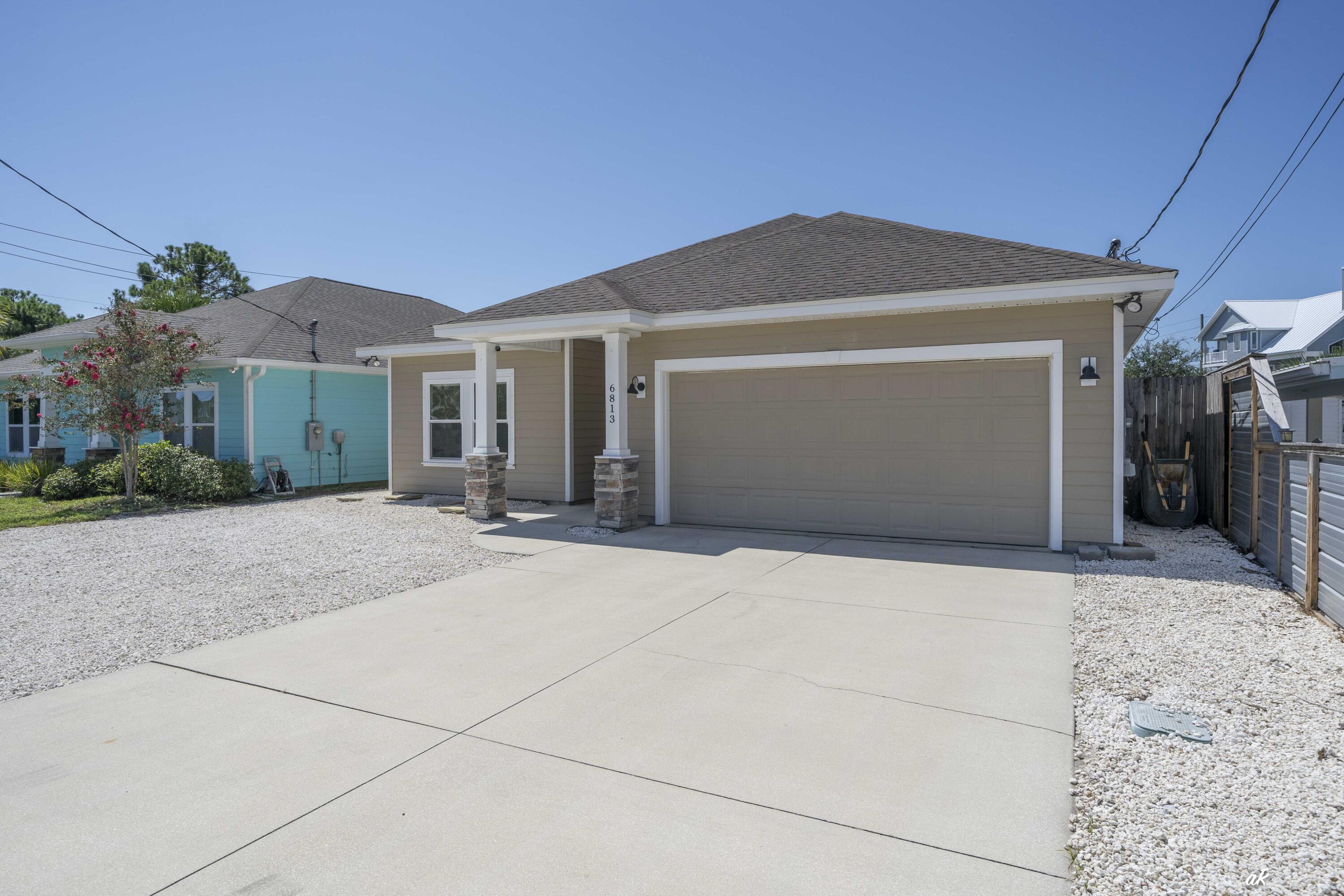 HOLIDAY BEACH UNIT 06 - Residential