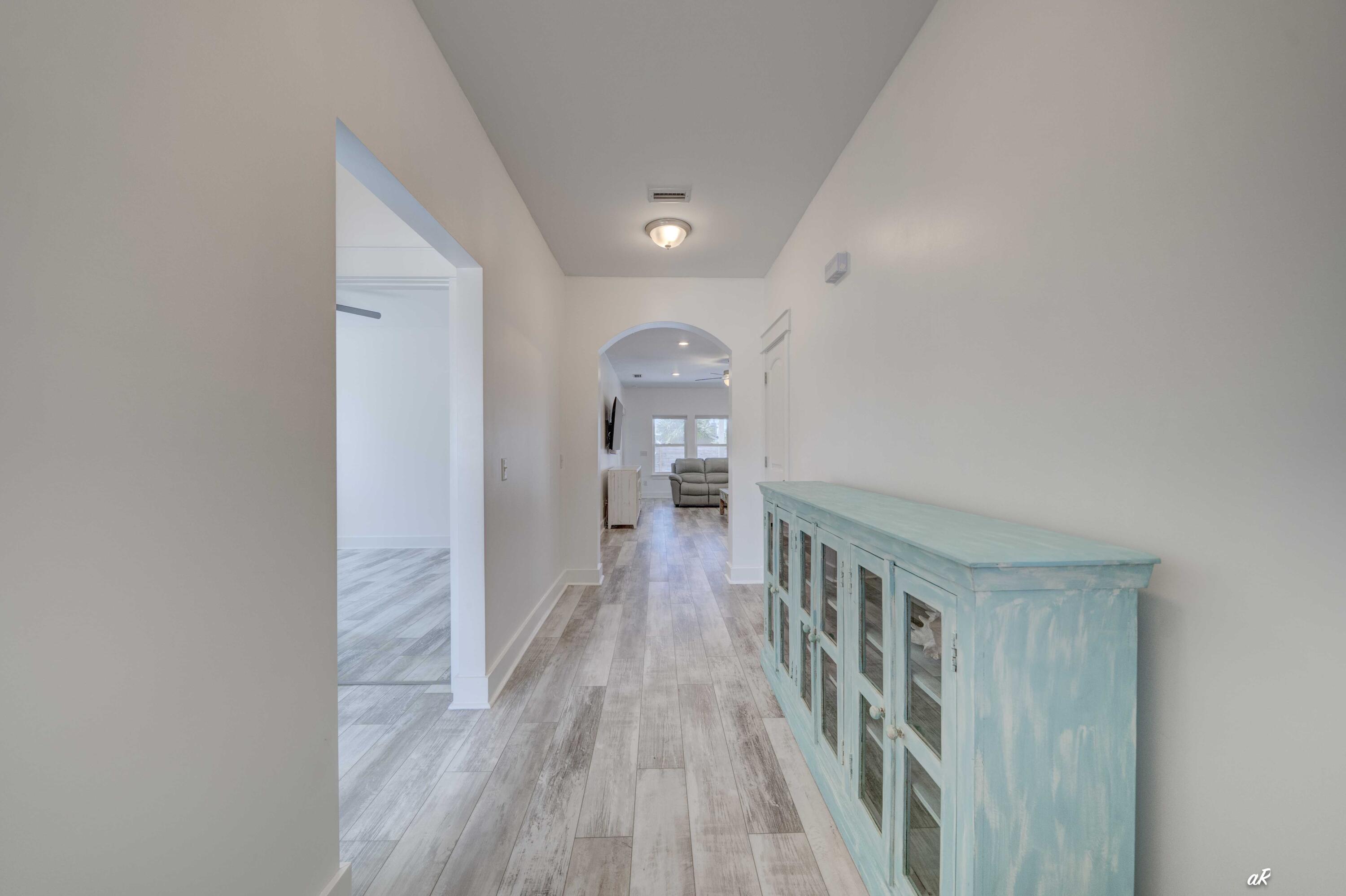 HOLIDAY BEACH UNIT 06 - Residential