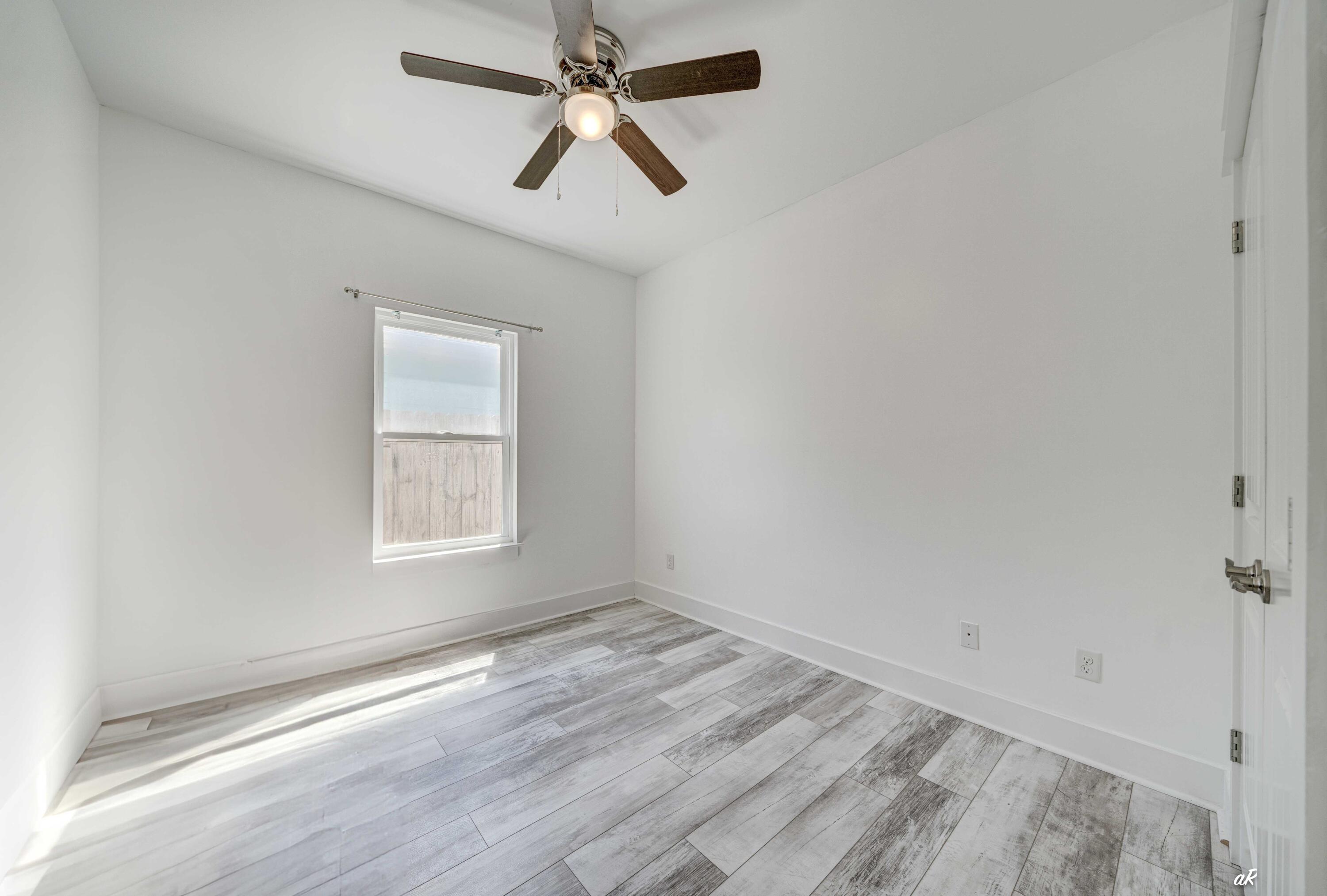HOLIDAY BEACH UNIT 06 - Residential