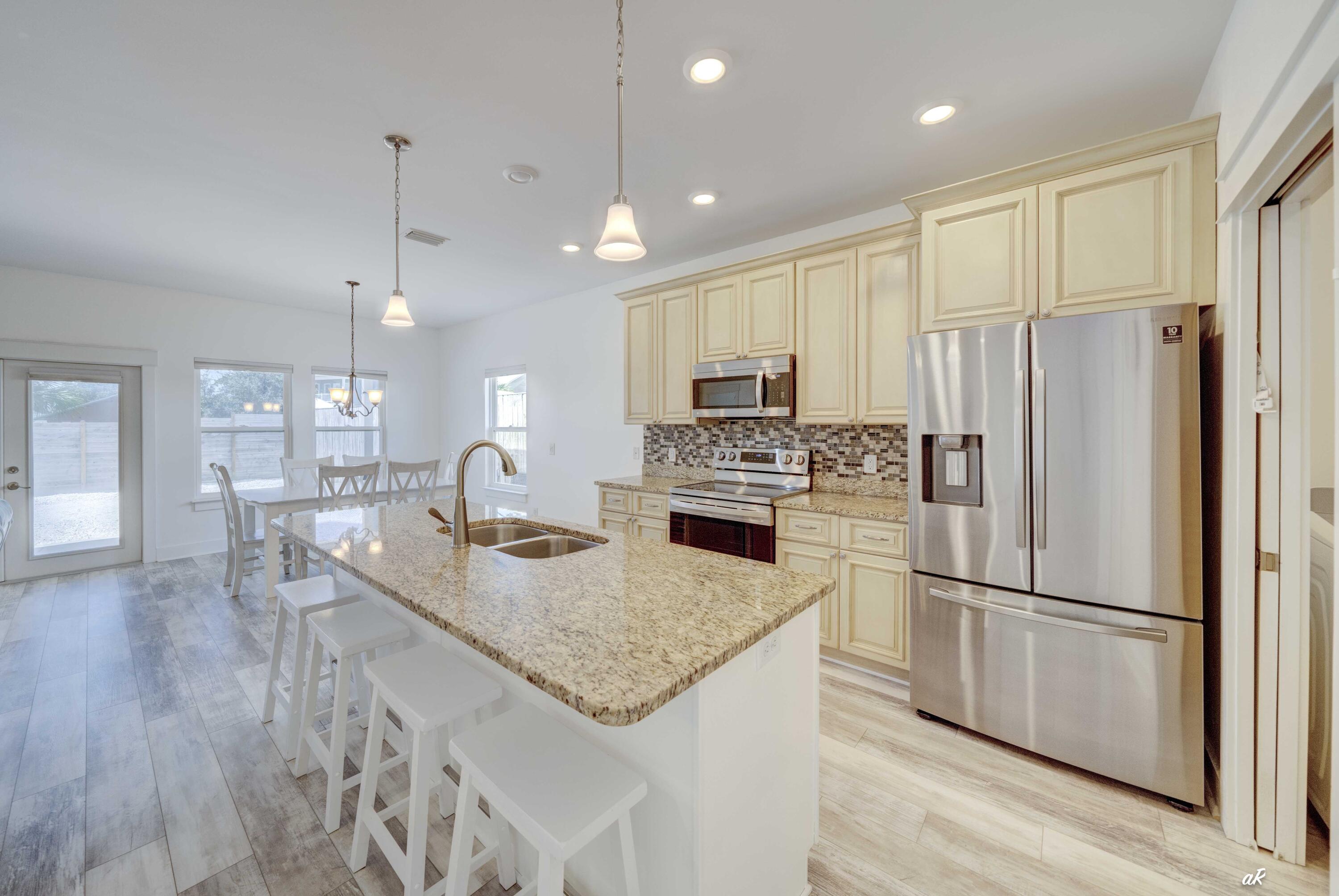 HOLIDAY BEACH UNIT 06 - Residential