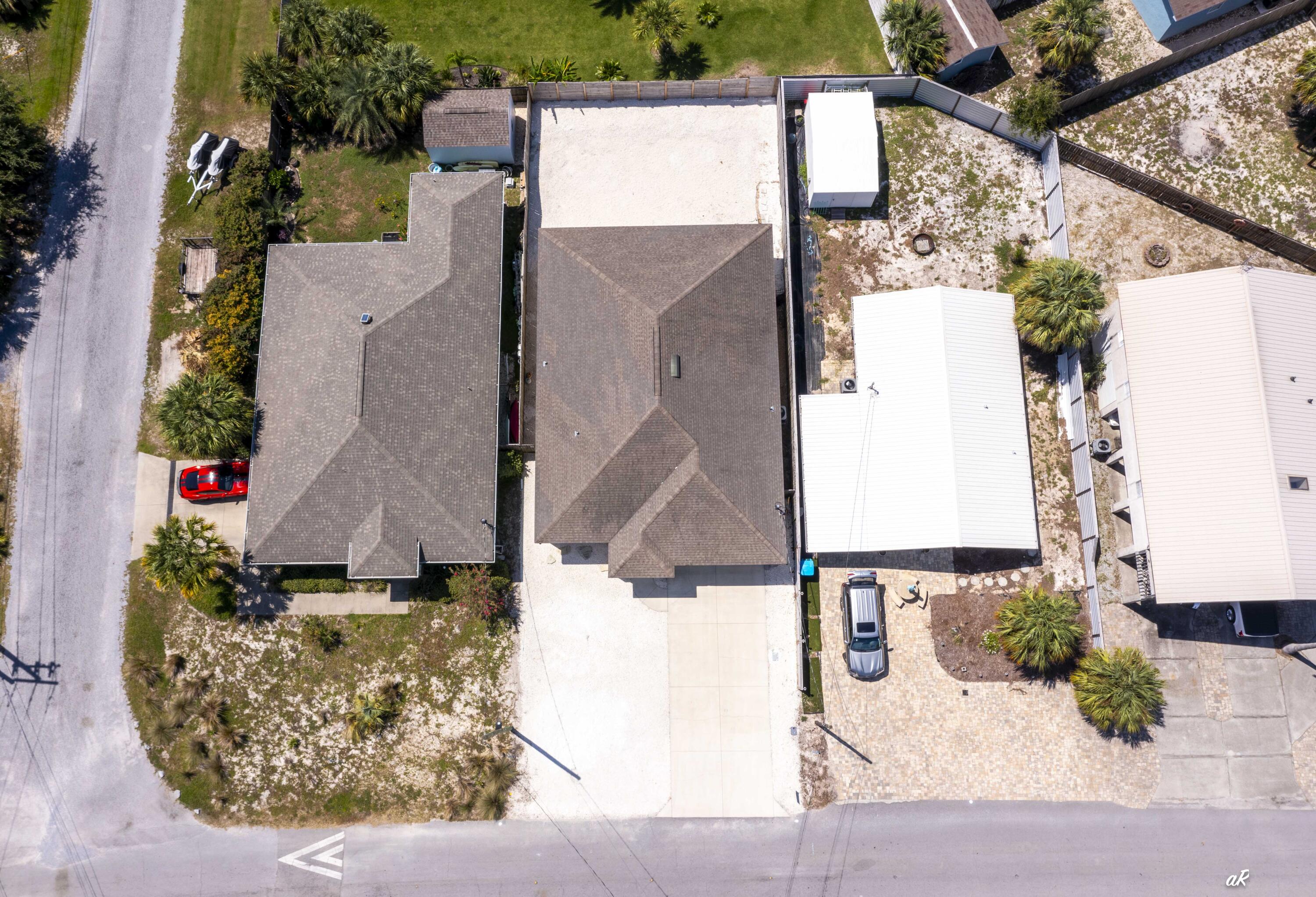 HOLIDAY BEACH UNIT 06 - Residential