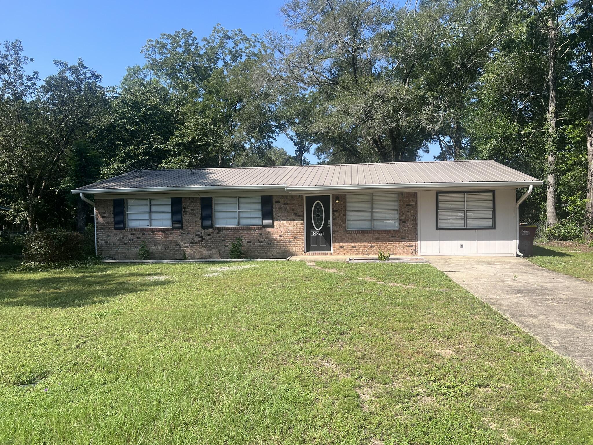 Ready September 1st. This newly remodeled homeis located in a well-established subdivision close to the schools on the north end of Crestview. The owners have installed modern LPV flooring, cabinetry, lighting, and more. The laundry room is conveniently located inside. There is a back patio with a large, fenced-in rear yard. No pets please