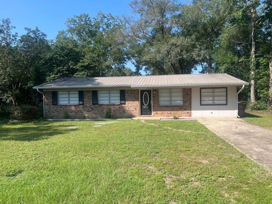 Ready September 1st. This newly remodeled homeis located in a well-established subdivision close to the schools on the north end of Crestview. The owners have installed modern LPV flooring, cabinetry, lighting, and more. The laundry room is conveniently located inside. There is a back patio with a large, fenced-in rear yard. No pets please