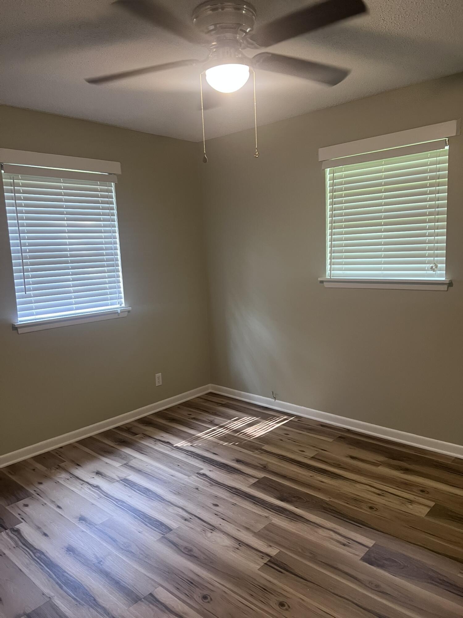 ADAMS POWELL - Residential Lease