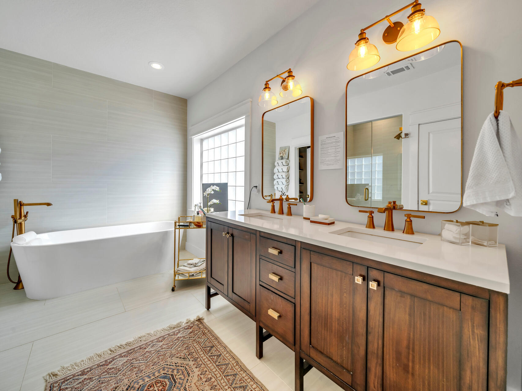 Botany Bayou - Residential