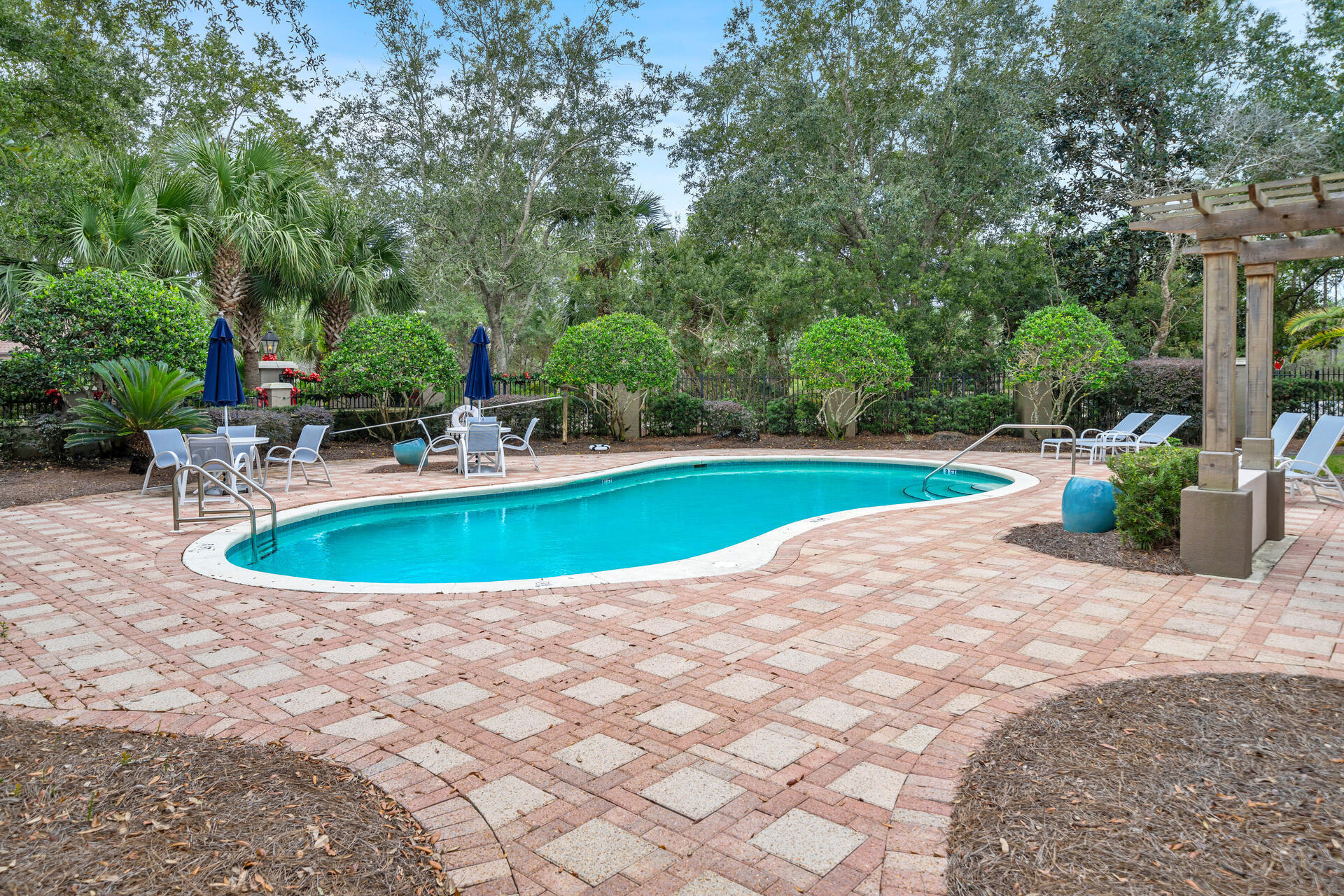 Botany Bayou - Residential