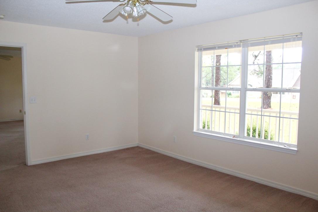 TEN LAKE ESTATES UNIT 4 - Residential