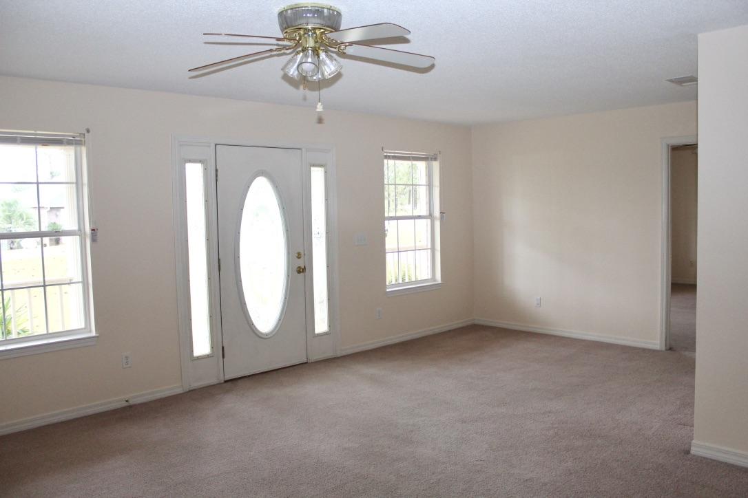 TEN LAKE ESTATES UNIT 4 - Residential