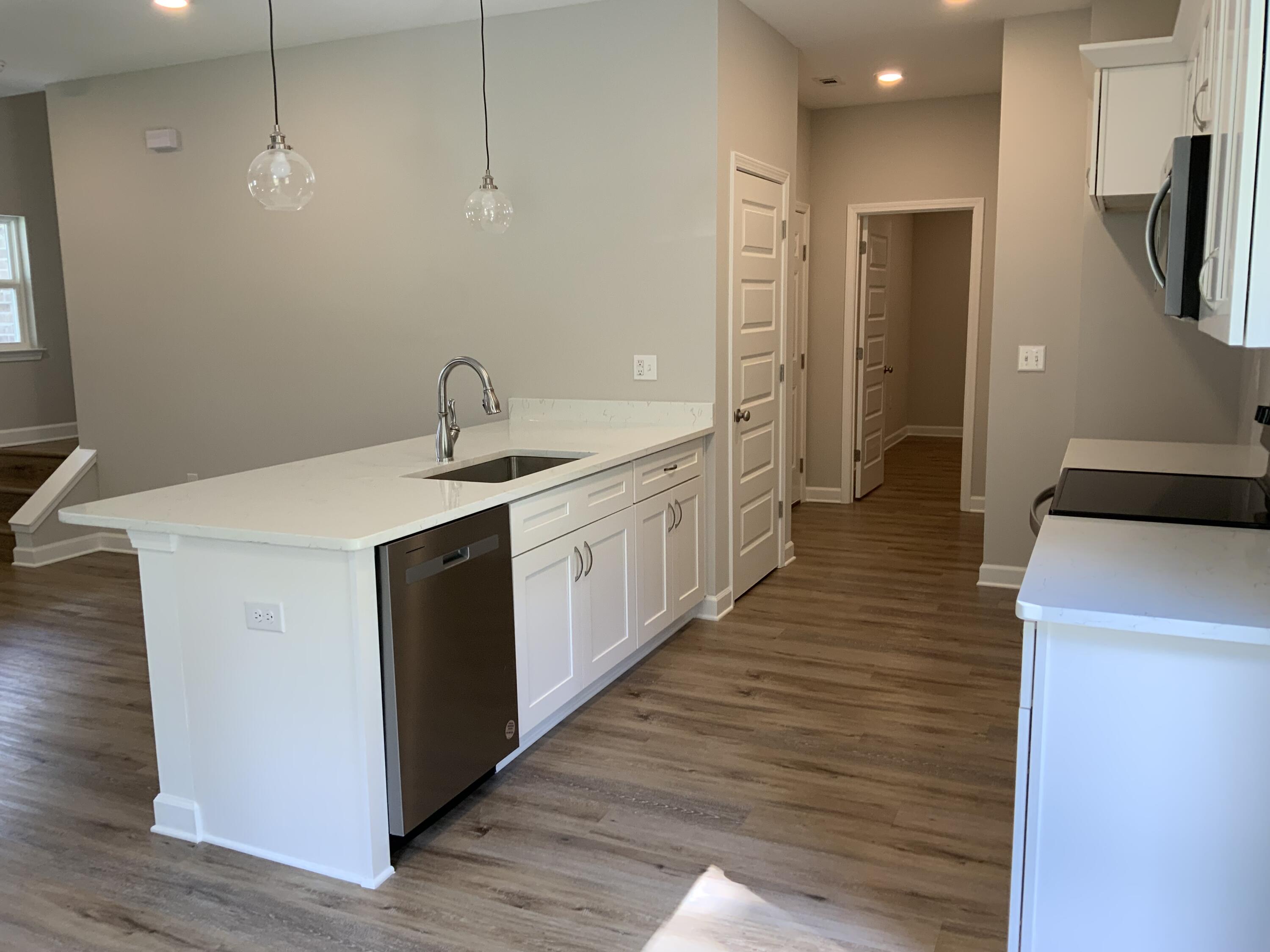 LAUREL OAKS S/D - Residential