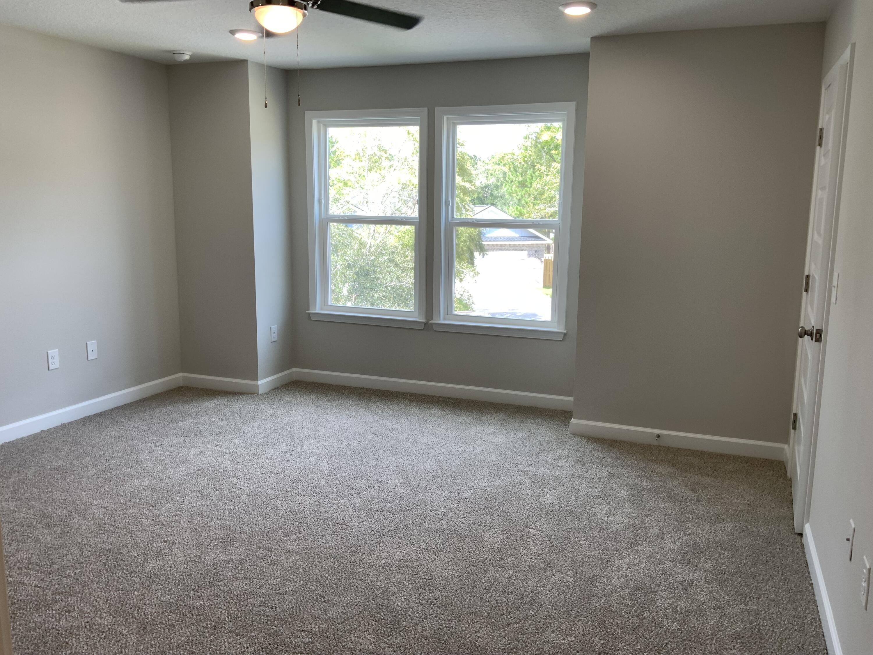 LAUREL OAKS S/D - Residential