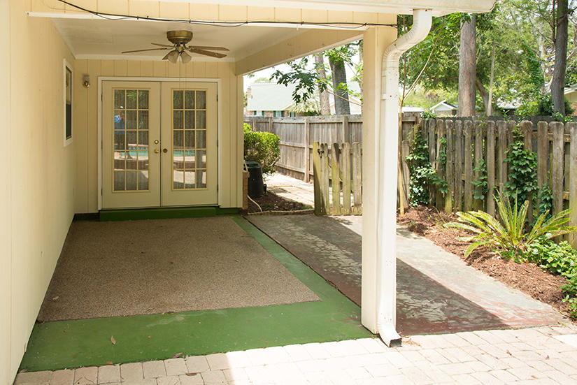 MARY ESTHER MANOR - Residential