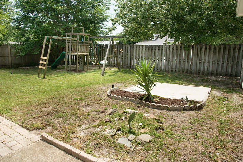 MARY ESTHER MANOR - Residential