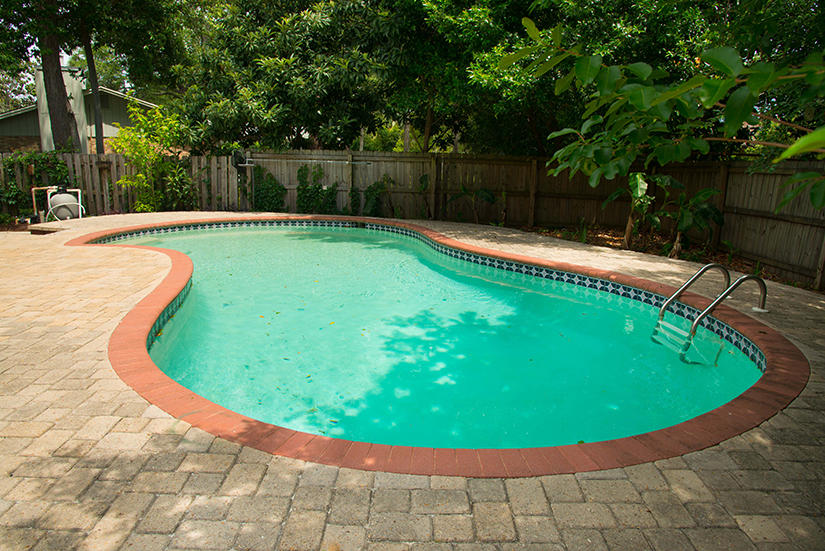 MARY ESTHER MANOR - Residential