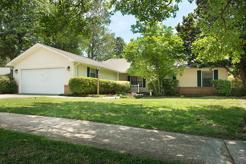 MARY ESTHER MANOR - Residential