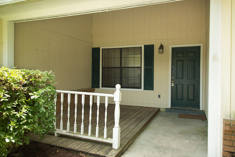 MARY ESTHER MANOR - Residential