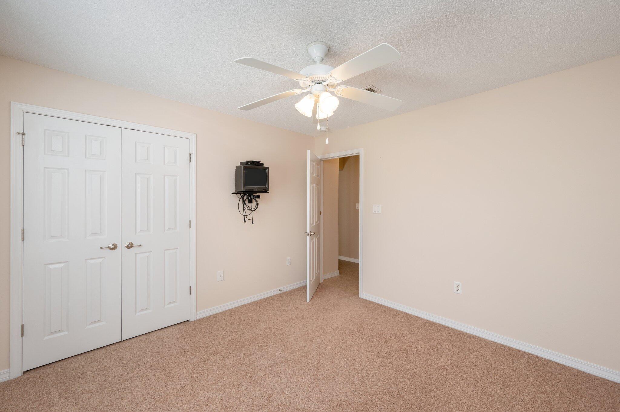 PLEASANT RIDGE ESTATES S/D - Residential