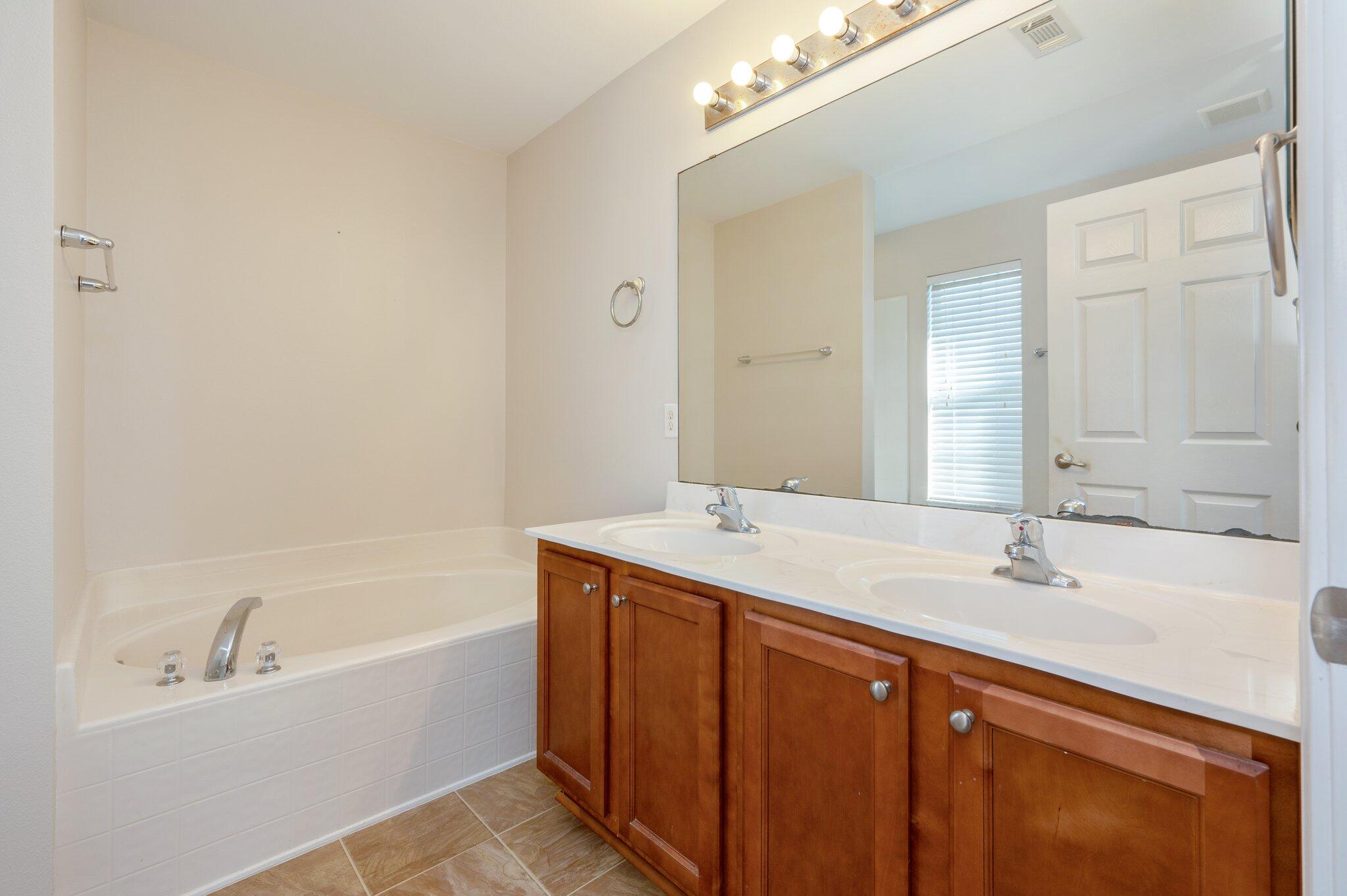 PLEASANT RIDGE ESTATES S/D - Residential