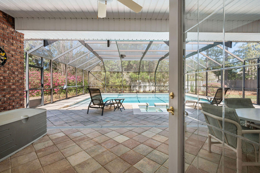 BAYSHORE PLACE PH 1 - Residential