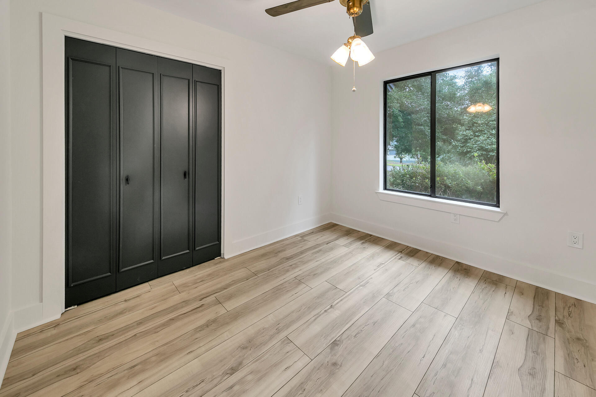 ROCKY BAYOU COUNTRY CLUB ESTATES 3 - Residential