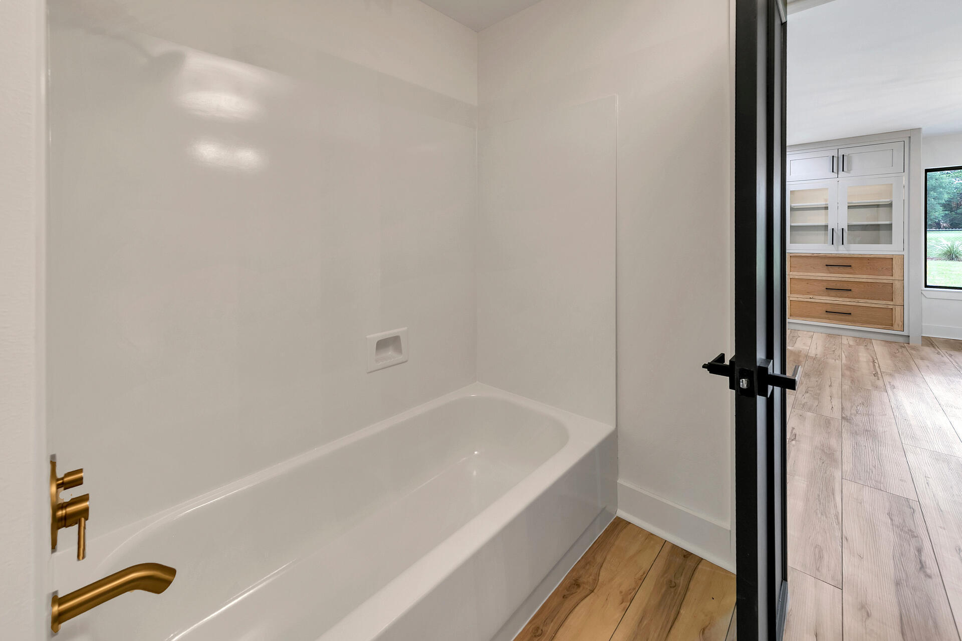 ROCKY BAYOU COUNTRY CLUB ESTATES 3 - Residential