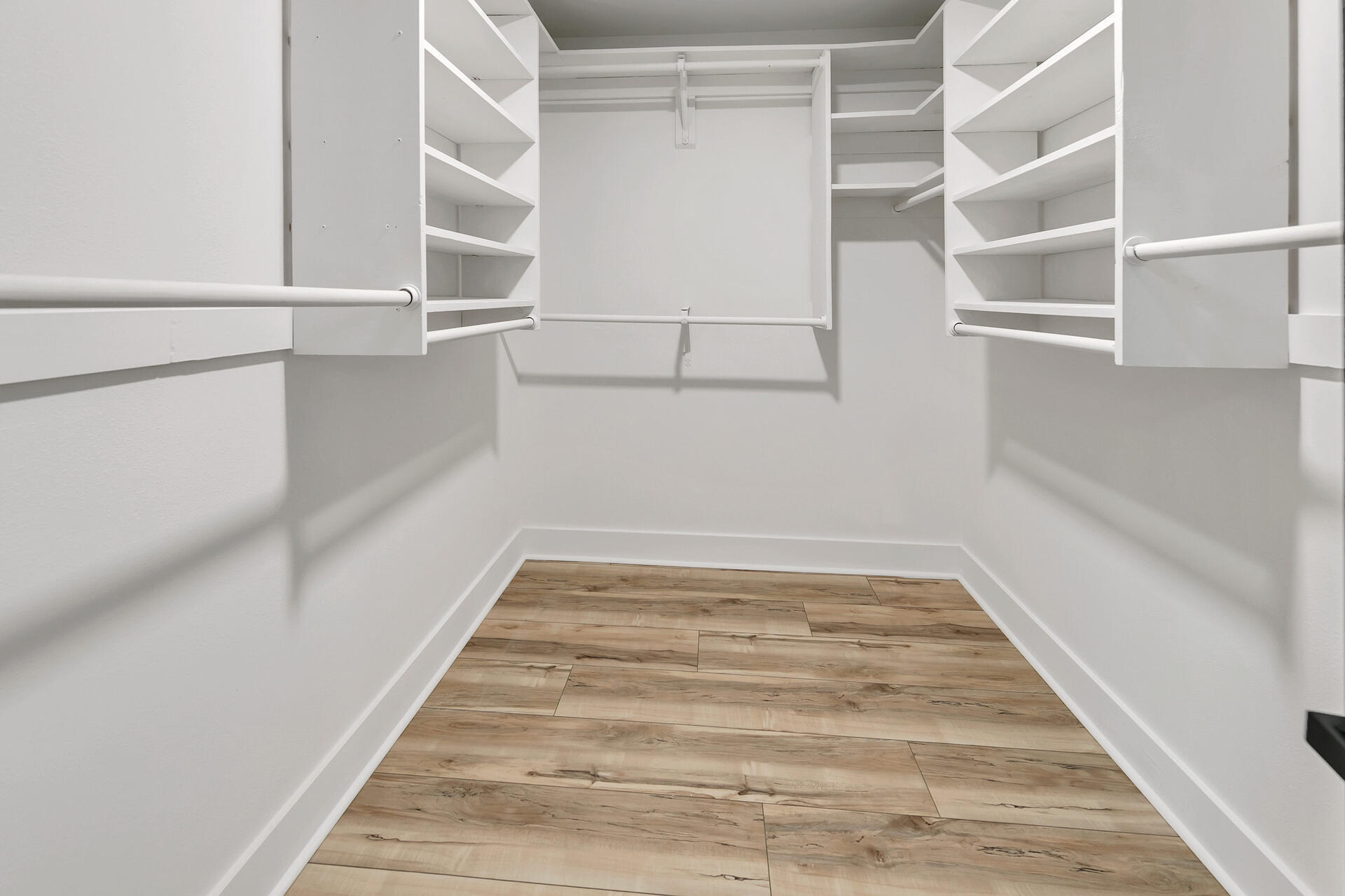 ROCKY BAYOU COUNTRY CLUB ESTATES 3 - Residential