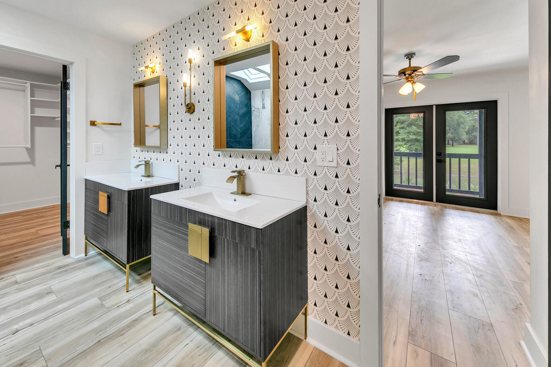 ROCKY BAYOU COUNTRY CLUB ESTATES 3 - Residential