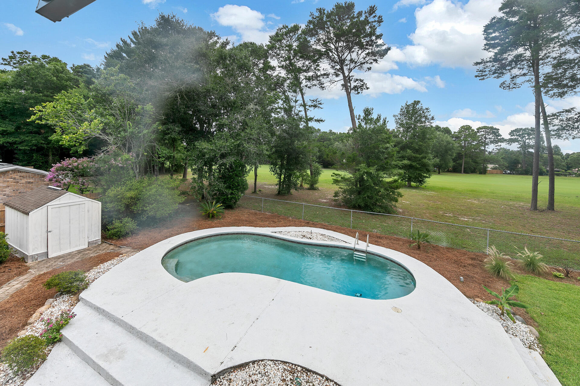 ROCKY BAYOU COUNTRY CLUB ESTATES 3 - Residential