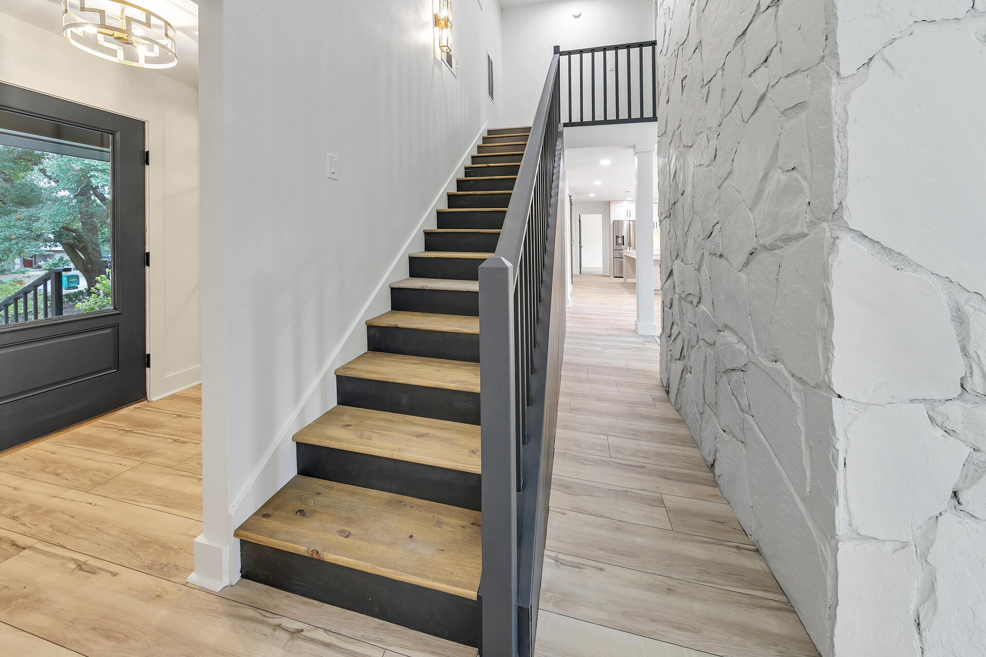 ROCKY BAYOU COUNTRY CLUB ESTATES 3 - Residential