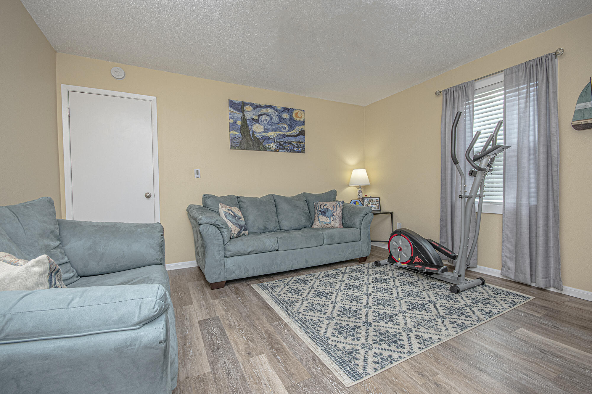 SILVER SANDS UNIT 1 - Residential