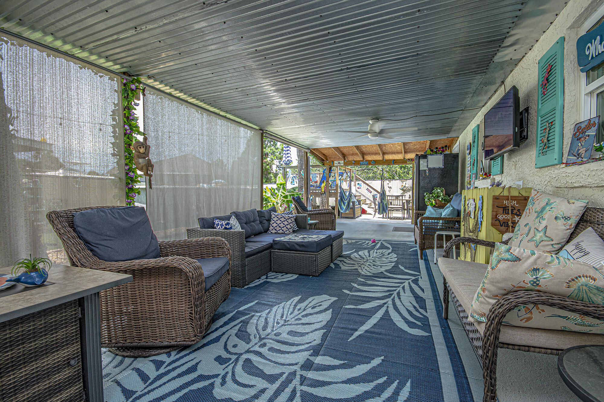 SILVER SANDS UNIT 1 - Residential