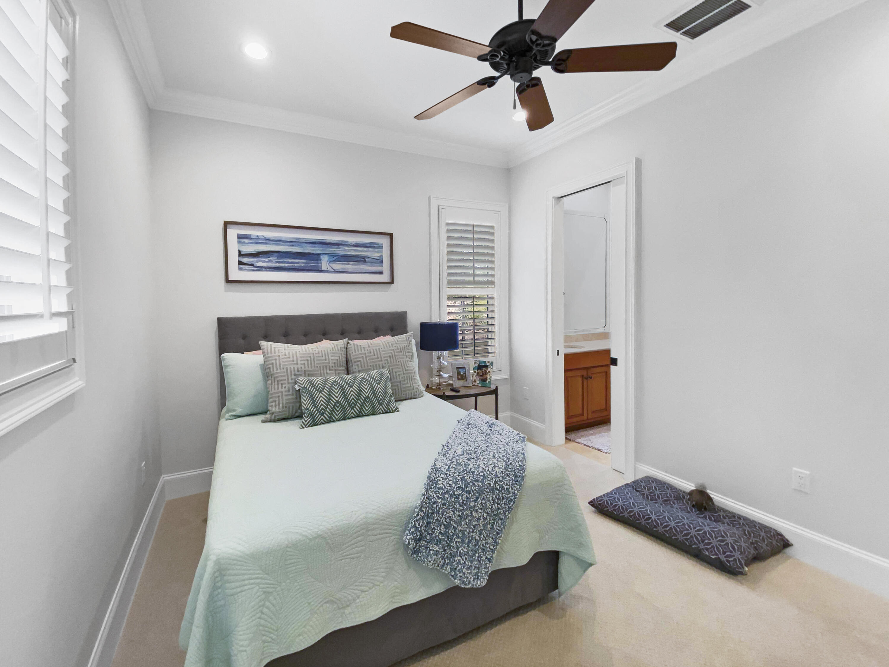 BURNT PINE - Residential