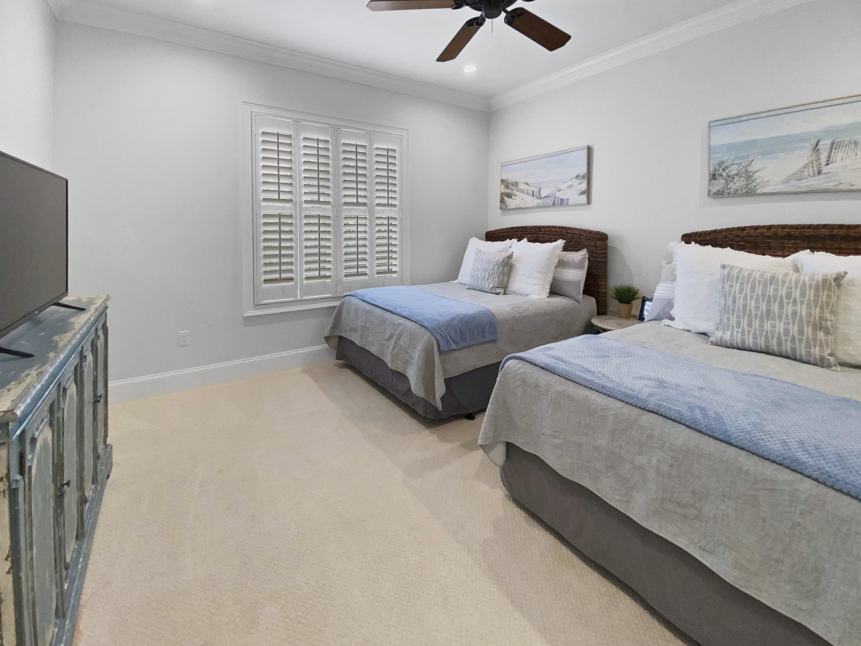 BURNT PINE - Residential