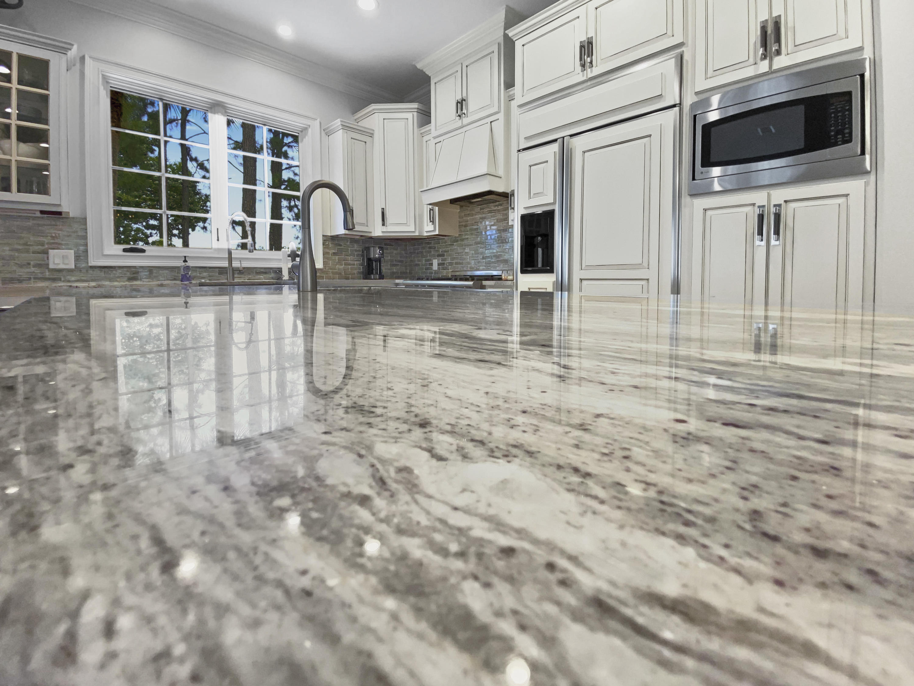 BURNT PINE - Residential