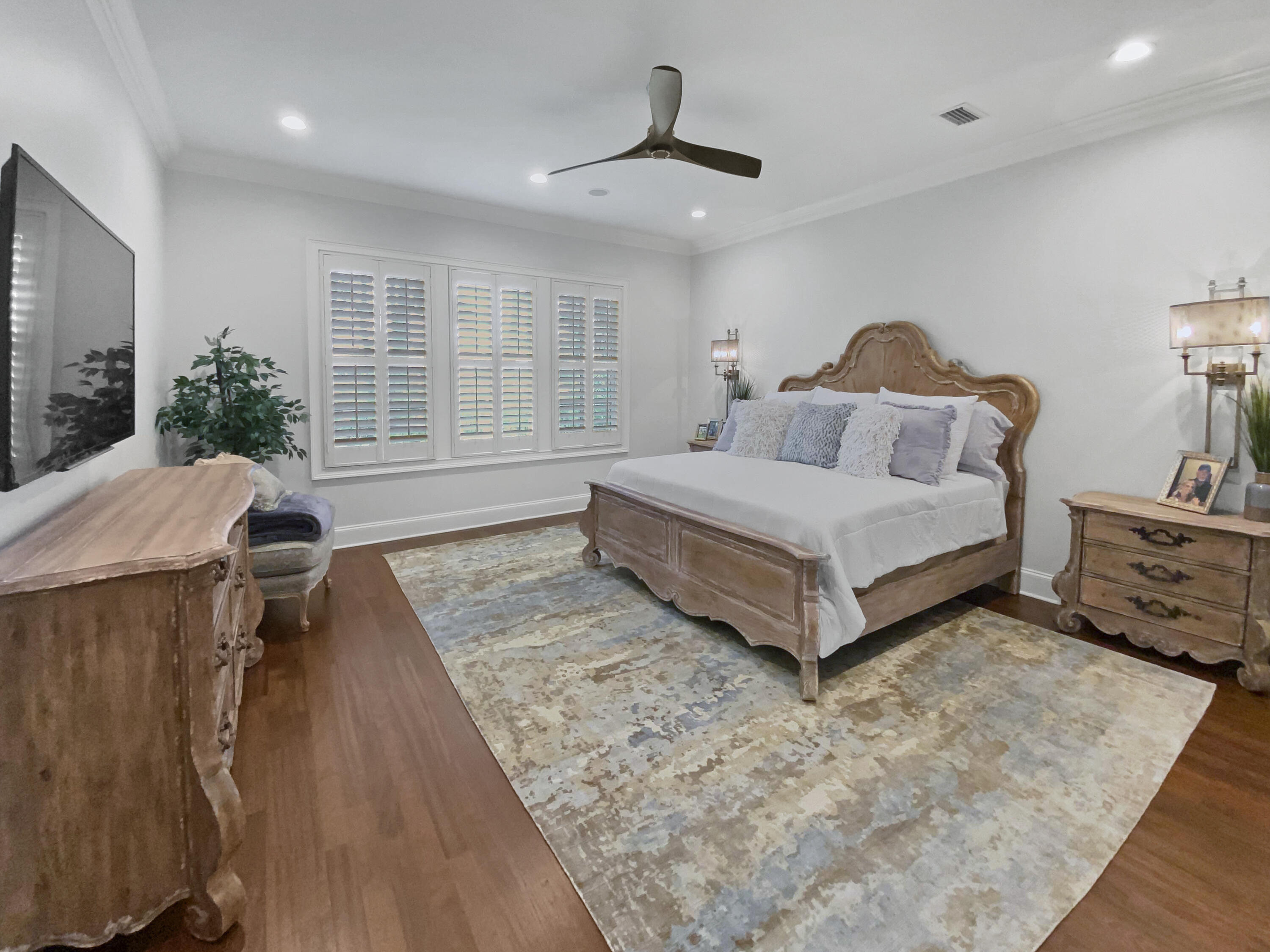 BURNT PINE - Residential