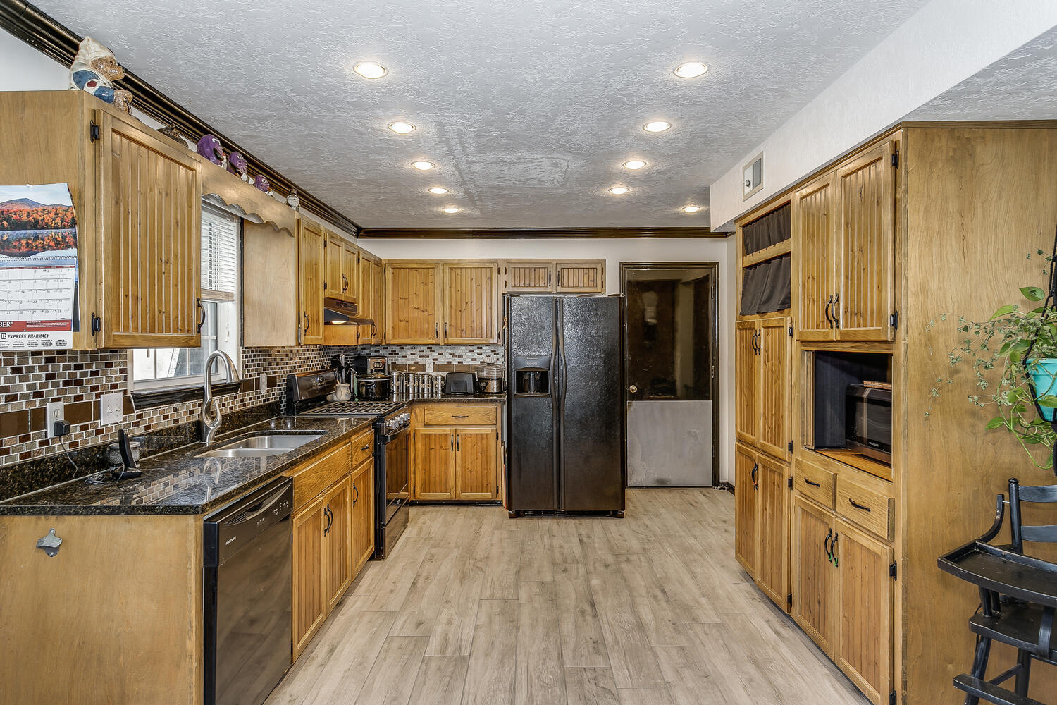 WHITNEY PINES - Residential