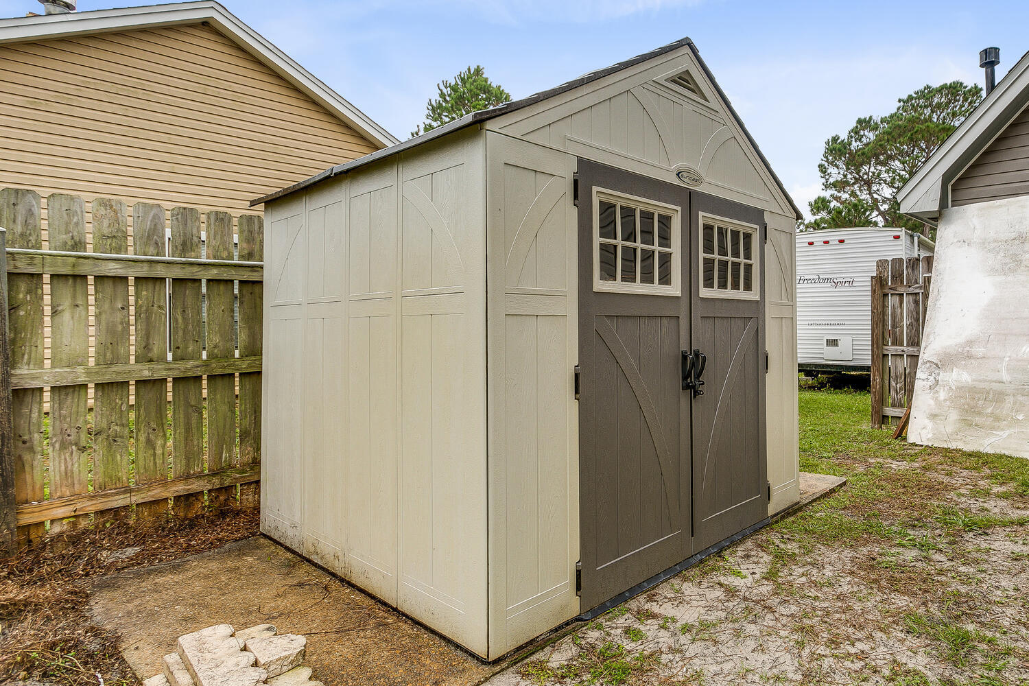 WHITNEY PINES - Residential